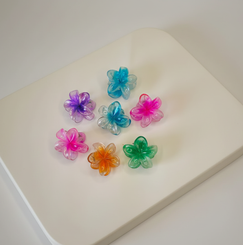 Glossy mini flower hair claws