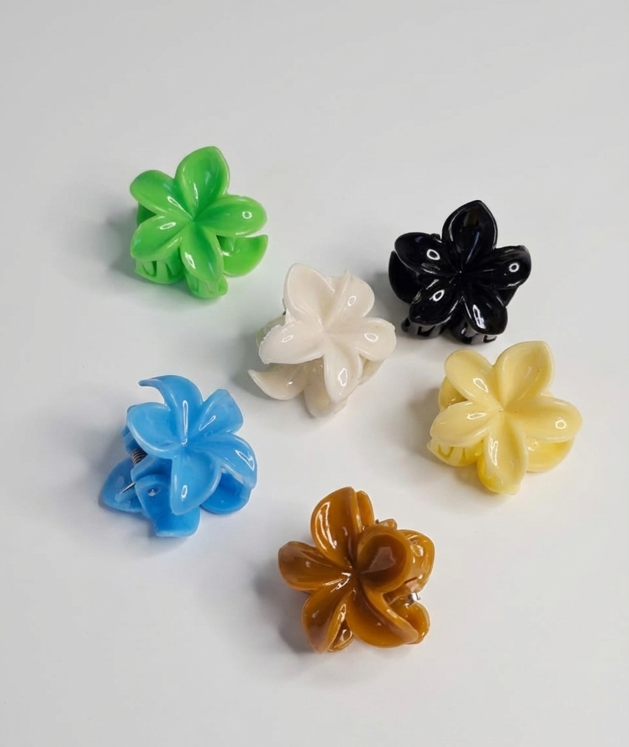 Small  Flower Claw Clip