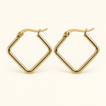 Diamond-shaped hoop earrings in gold tone