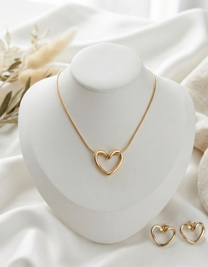 Anti-Tarnish Open Heart Necklace Set