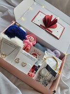Heartfelt Surprise Box 🎀